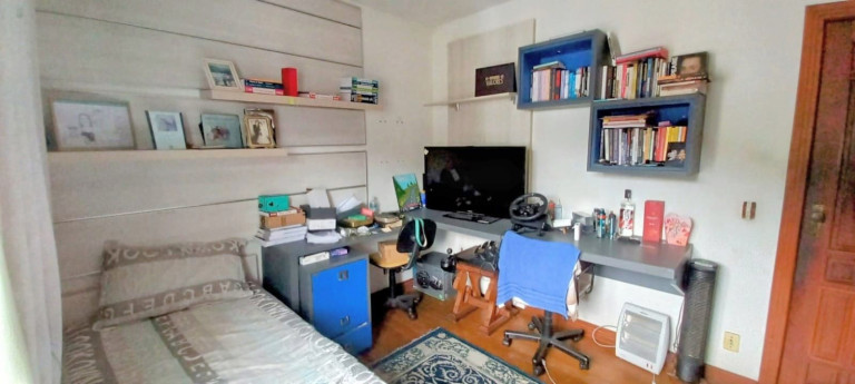 Imagem Imóvel com 3 Quartos à Venda, 187 m² em Várzea - Teresópolis Imagem Imóvel com 3 Quartos à Venda, 187 m² em Várzea - Teresópolis