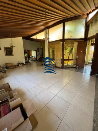 Imagem Casa com 3 Quartos à Venda, 261 m² em Candeal - Salvador
