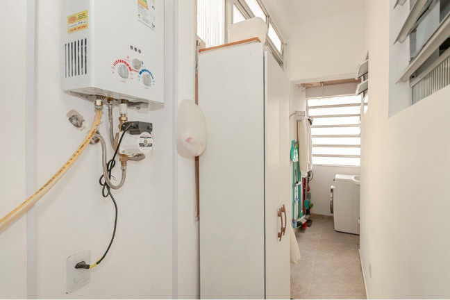 Imagem Apartamento com 2 Quartos à Venda, 76 m² em Menino Deus - Porto Alegre