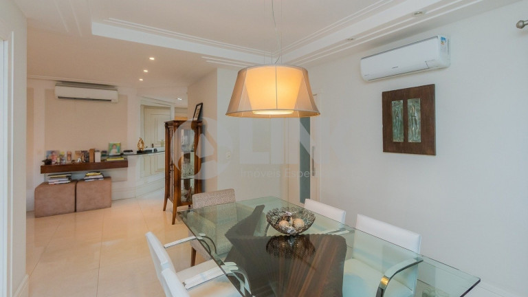 Imagem Apartamento com 3 Quartos à Venda, 163 m² em Petrópolis - Porto Alegre Imagem Apartamento com 3 Quartos à Venda, 163 m² em Petrópolis - Porto Alegre