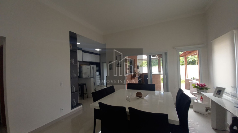 Imagem Casa com 3 Quartos à Venda, 210 m² em Alphaville - Santana De Parnaíba