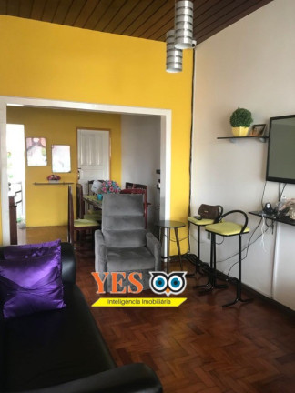 Imagem Casa com 3 Quartos à Venda, 300 m² em Centro - Feira De Santana Imagem Casa com 3 Quartos à Venda, 300 m² em Centro - Feira De Santana