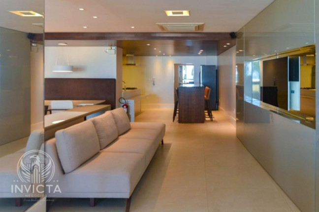 Imagem Apartamento com 3 Quartos à Venda, 110 m² em Centro - Balneário Camboriú Imagem Apartamento com 3 Quartos à Venda, 110 m² em Centro - Balneário Camboriú
