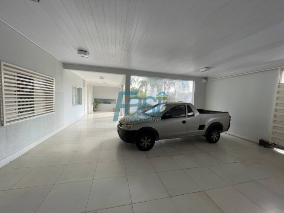 Imagem Casa com 5 Quartos à Venda, 600 m² em Jardim Shangri-la - Cuiabá