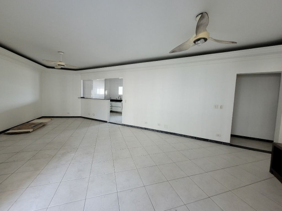 Imagem Apartamento com 4 Quartos à Venda, 140 m² em Pitangueiras - Guarujá