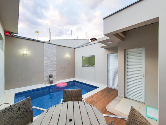 Imagem Casa com 3 Quartos à Venda, 260 m² em Nova Piracicaba - Piracicaba Imagem Casa com 3 Quartos à Venda, 260 m² em Nova Piracicaba - Piracicaba