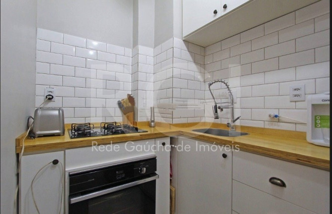 Imagem Apartamento com 1 Quarto à Venda ou Locação, 53 m² em Centro Histórico - Porto Alegre