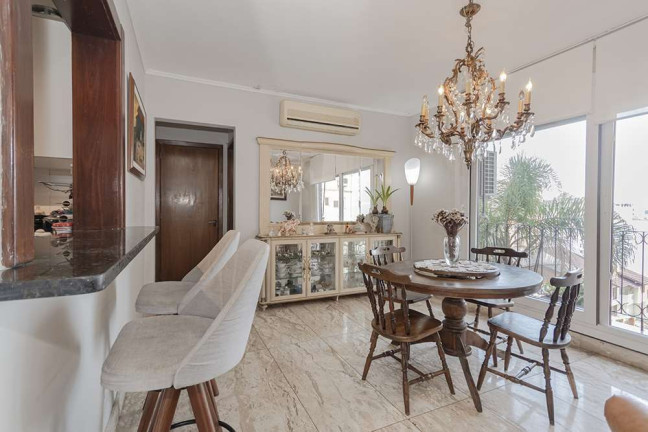 Imagem Cobertura com 3 Quartos à Venda, 150 m² em Menino Deus - Porto Alegre Imagem Cobertura com 3 Quartos à Venda, 150 m² em Menino Deus - Porto Alegre