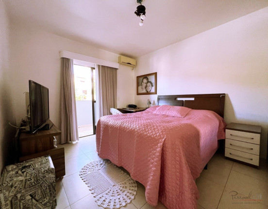 Imagem Casa com 3 Quartos à Venda, 360 m² em Itaguaçu - Florianópolis Imagem Casa com 3 Quartos à Venda, 360 m² em Itaguaçu - Florianópolis