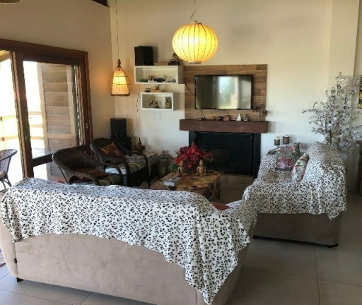 Imagem Casa com 3 Quartos à Venda, 297 m² em Ferraz - Garopaba Imagem Casa com 3 Quartos à Venda, 297 m² em Ferraz - Garopaba