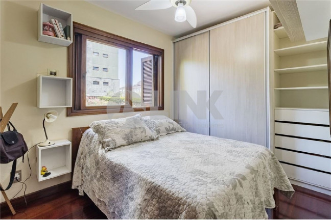 Imagem Apartamento com 3 Quartos à Venda, 258 m² em Mont Serrat - Porto Alegre Imagem Apartamento com 3 Quartos à Venda, 258 m² em Mont Serrat - Porto Alegre