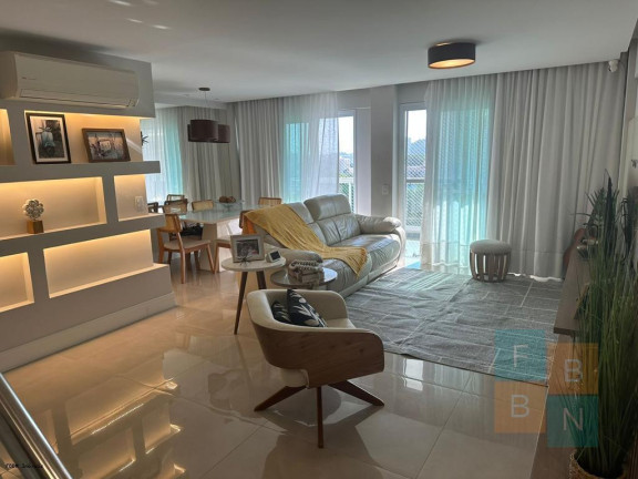 Imagem Apartamento com 4 Quartos à Venda, 222 m² em Freguesia (jacarepaguá) - Rio De Janeiro