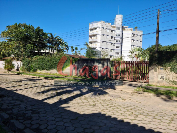 Terreno à Venda, 300 m² em Massaguaçu - Caraguatatuba