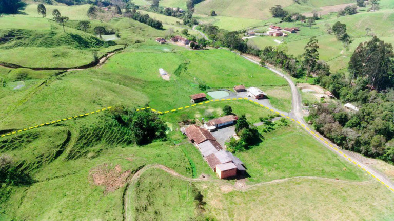 Imagem Imóvel com 3 Quartos à Venda, 100.000 m² em Zona Rural - Agrolândia