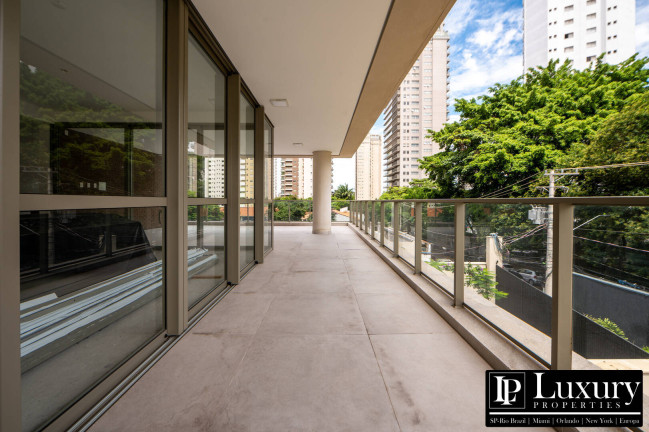 Imagem Apartamento com 3 Quartos à Venda, 520 m² em Ibirapuera - São Paulo Imagem Apartamento com 3 Quartos à Venda, 520 m² em Ibirapuera - São Paulo