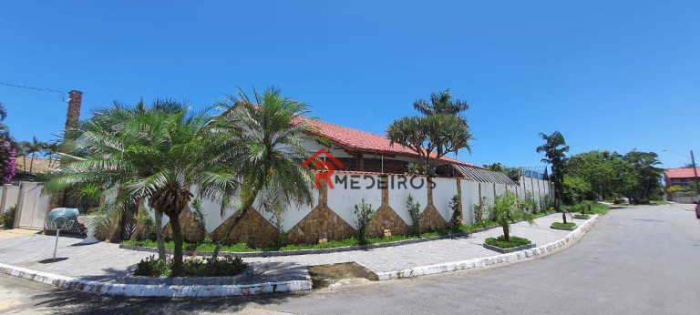 Casa com 3 Quartos à Venda, 250 m² em Balneário Flórida - Praia Grande