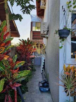Imagem Casa com 3 Quartos à Venda, 150 m² em Barra Do Aririú - Palhoça