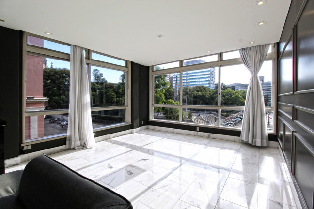 Imagem Apartamento com 3 Quartos à Venda, 185 m² em Centro Histórico - Porto Alegre