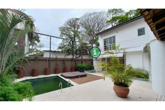 Imagem Casa com 3 Quartos para Alugar, 370 m² em Vila Nova Conceição - São Paulo Imagem Casa com 3 Quartos para Alugar, 370 m² em Vila Nova Conceição - São Paulo