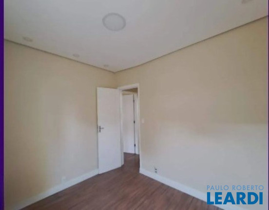 Imagem Casa com 4 Quartos à Venda, 236 m² em Vila Boa Vista - Santo André Imagem Casa com 4 Quartos à Venda, 236 m² em Vila Boa Vista - Santo André