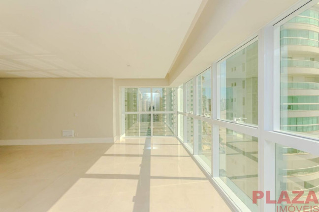 Imagem Apartamento com 4 Quartos à Venda, 381 m² em Centro - Balneário Camboriú Imagem Apartamento com 4 Quartos à Venda, 381 m² em Centro - Balneário Camboriú