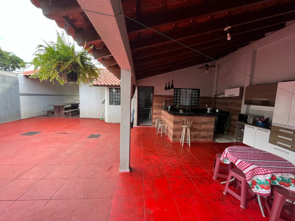 Imagem Sobrado à Venda, 264 m² em Córrego Longe - Umuarama