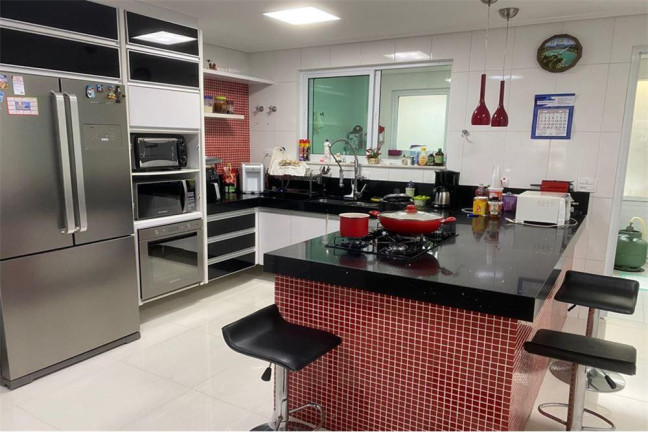 Imagem Casa com 3 Quartos à Venda, 300 m² em Vila Curuçá - Santo André