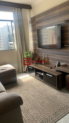 Apartamento com 2 Quartos à Venda, 72 m² em Centro - Florianópolis