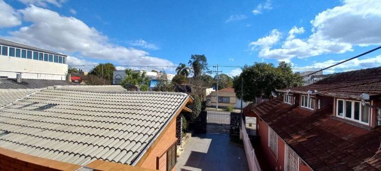 Imagem Casa com 5 Quartos à Venda,  em Rebouças - Curitiba