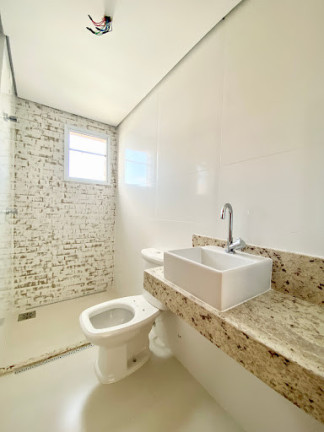 Imagem Apartamento com 2 Quartos à Venda, 67 m² em Enseada - Guarujá