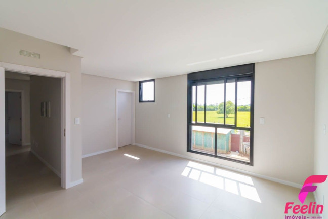 Imagem Casa com 3 Quartos à Venda, 140 m² em Ribeirão Da Ilha - Florianópolis Imagem Casa com 3 Quartos à Venda, 140 m² em Ribeirão Da Ilha - Florianópolis