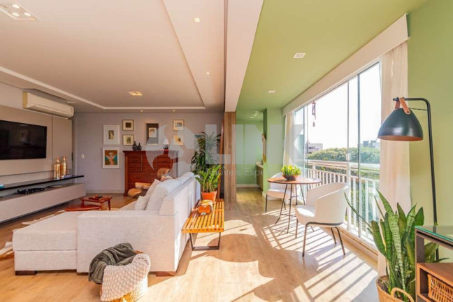 Imagem Apartamento com 3 Quartos à Venda, 125 m² em Jardim Europa - Porto Alegre Imagem Apartamento com 3 Quartos à Venda, 125 m² em Jardim Europa - Porto Alegre