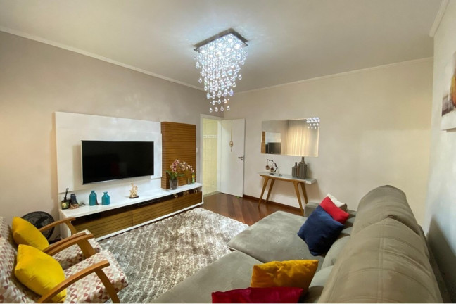 Imagem Casa com 3 Quartos à Venda, 220 m² em Vila Bertioga - São Paulo Imagem Casa com 3 Quartos à Venda, 220 m² em Vila Bertioga - São Paulo