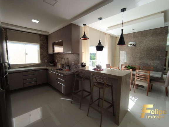Imagem Casa com 3 Quartos à Venda, 270 m² em Nova Guarapari - Guarapari