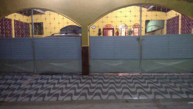 Casa com 3 Quartos à Venda, 240 m² em Tinga - Caraguatatuba