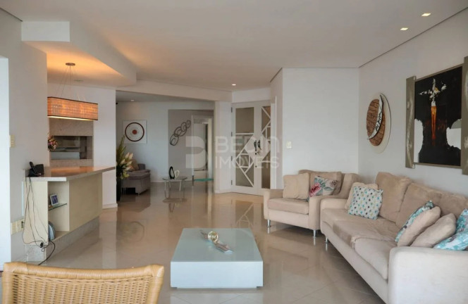 Imagem Apartamento com 4 Quartos à Venda, 215 m² em Centro - Balneário Camboriú Imagem Apartamento com 4 Quartos à Venda, 215 m² em Centro - Balneário Camboriú