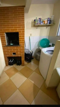 Imagem Casa com 3 Quartos à Venda, 111 m² em Xaxim - Curitiba