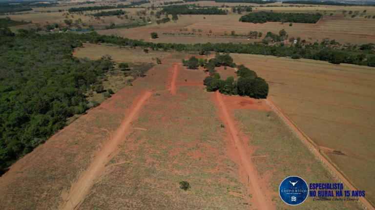 Terreno à Venda, 1 m² em Zona Rural - Nerópolis