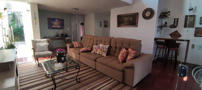 Imagem Casa com 3 Quartos à Venda, 190 m² em Indaiá - Caraguatatuba Imagem Casa com 3 Quartos à Venda, 190 m² em Indaiá - Caraguatatuba