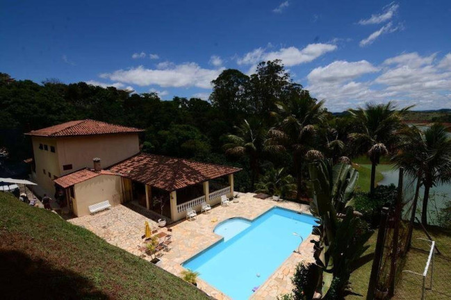 Casa com 4 Quartos à Venda, 5.310 m² em Jacareí