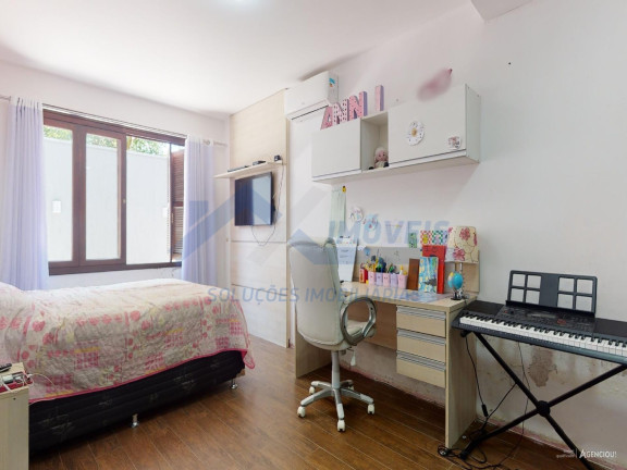 Imagem Sobrado com 4 Quartos à Venda, 600 m² em Guarujá - Porto Alegre