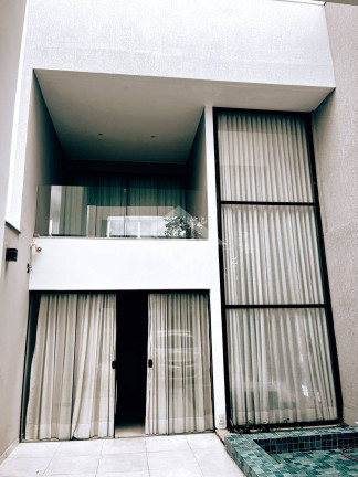 Imagem Casa de Condomínio com 3 Quartos à Venda, 500 m² em Guaratiba - Rio De Janeiro Imagem Casa de Condomínio com 3 Quartos à Venda, 500 m² em Guaratiba - Rio De Janeiro