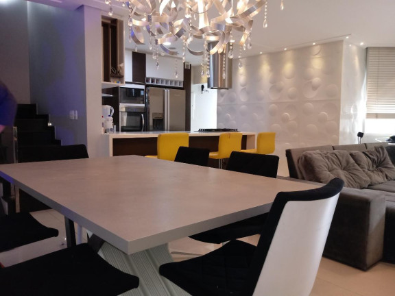 Imagem Sobrado com 2 Quartos à Venda, 240 m² em Cambuci - São Paulo