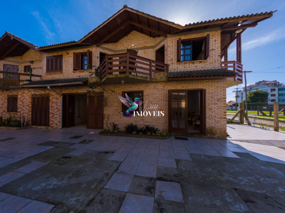 Imagem Casa com 2 Quartos à Venda, 98 m² em Centro - Tramandaí