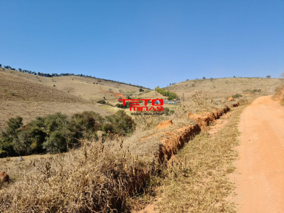 Imagem Imóvel com 2 Quartos à Venda, em Zona Rural De Pouso Alto - Mg - Pouso Alto Imagem Imóvel com 2 Quartos à Venda, em Zona Rural De Pouso Alto - Mg - Pouso Alto