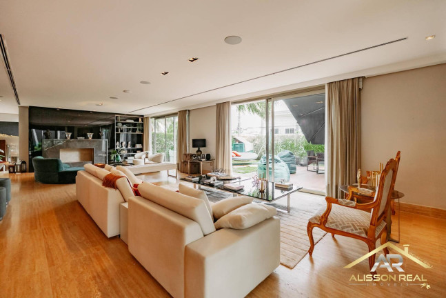 Imagem Casa de Condomínio com 6 Quartos à Venda, 905 m² em Tamboré - Santana De Parnaíba
