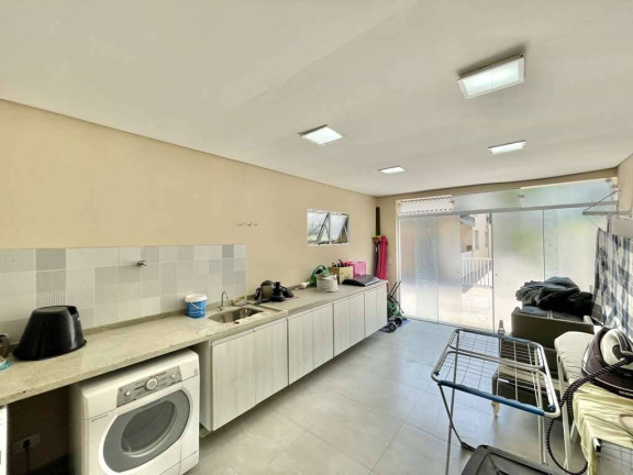 Imagem Casa com 5 Quartos à Venda, 240 m² em Recanto Impla - Carapicuíba