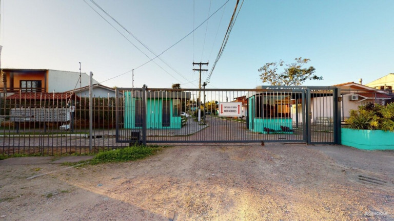 Imagem Imóvel com 4 Quartos à Venda, em Campo Novo - Porto Alegre Imagem Imóvel com 4 Quartos à Venda, em Campo Novo - Porto Alegre