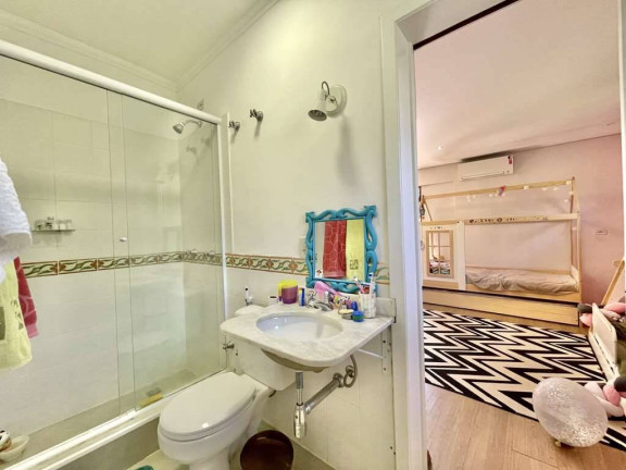 Imagem Casa com 5 Quartos à Venda, 302 m² em Golf Village - Carapicuíba