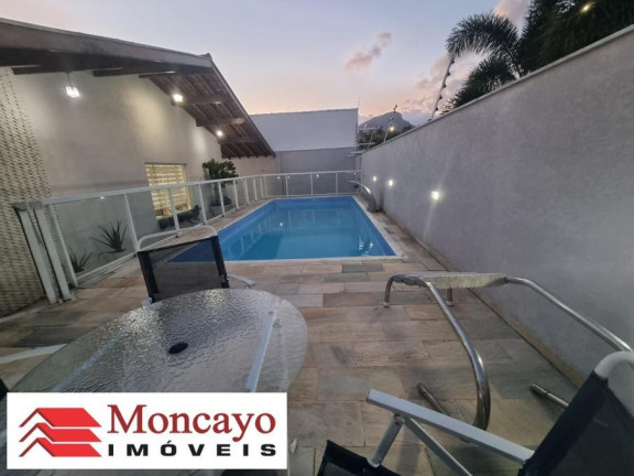 Imagem Casa com 3 Quartos à Venda, 297 m² em Indaiá - Caraguatatuba Imagem Casa com 3 Quartos à Venda, 297 m² em Indaiá - Caraguatatuba